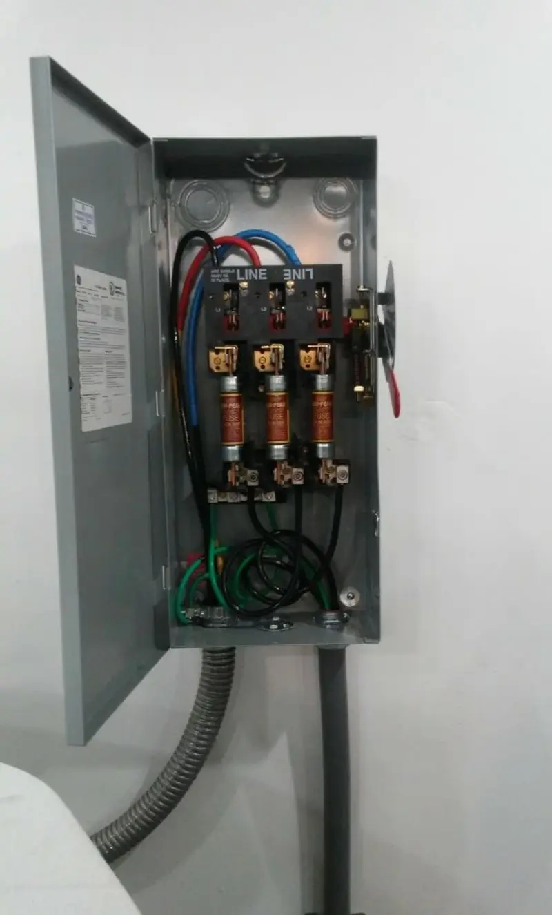 Three-phase disconnect switch installed for Smoke Detector Installation in Cathedral City